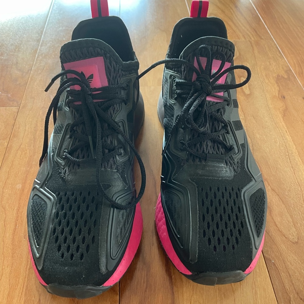 Adidas Women’s Sneakers - Size 7